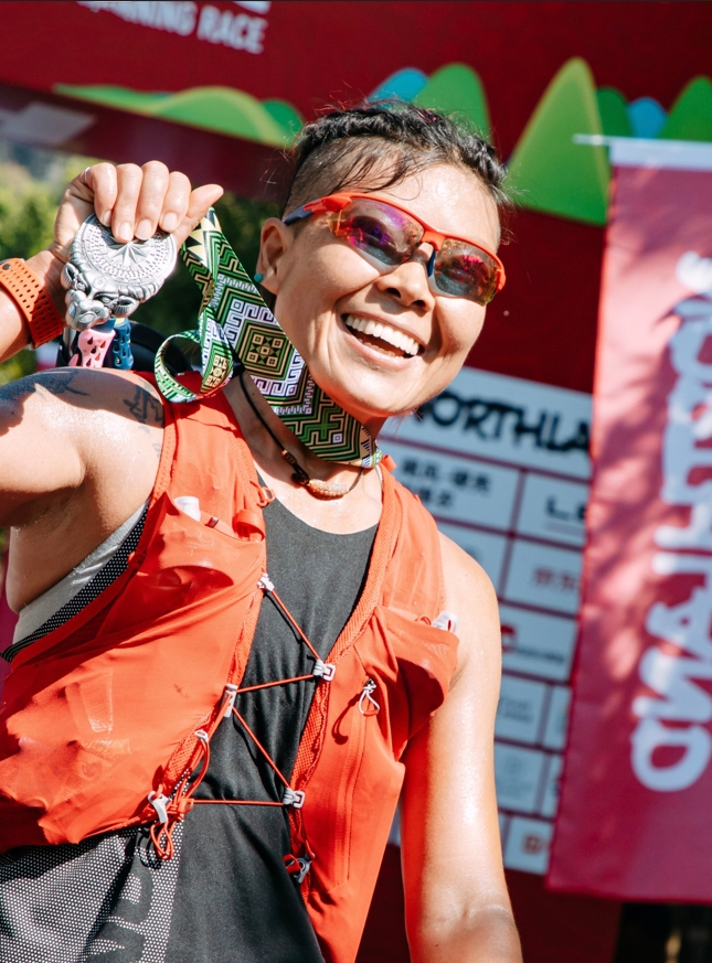 Revisit 2024 Yangshou 100 con occhiali da sole Pohinix Sport